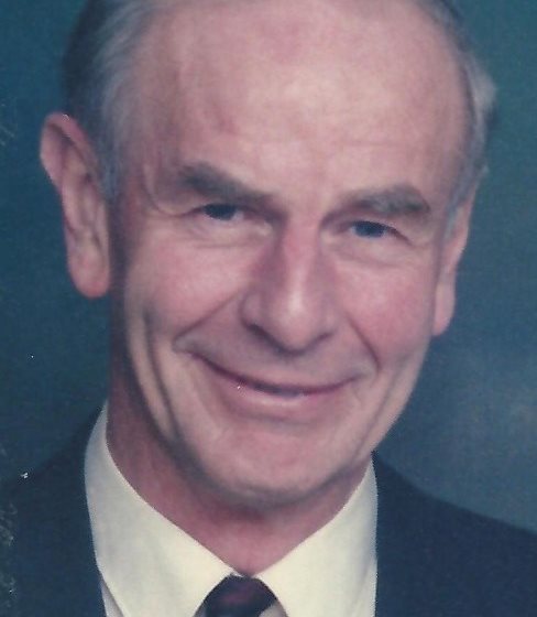 Dr Bernard Forde