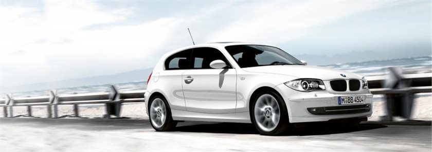 BMW 118d .. just 4.5 litres/100 kilometres, CO2 rating is a mere 119 grams per kilometre.