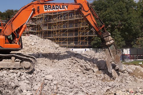 Concrete could be reabsorbing tonnes of Co2 throughout life cycle, even when crushed