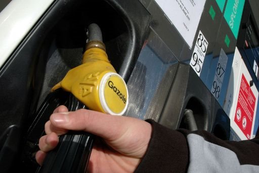 EU.. achieving growth while staying on track to achieve emissions cut target