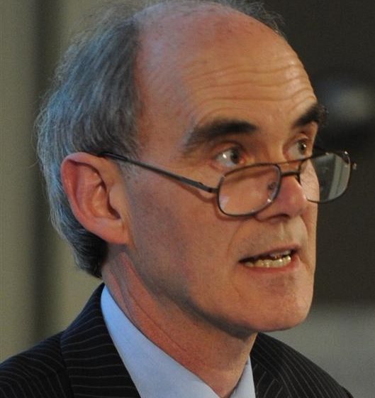Profesor Jonathan Boston