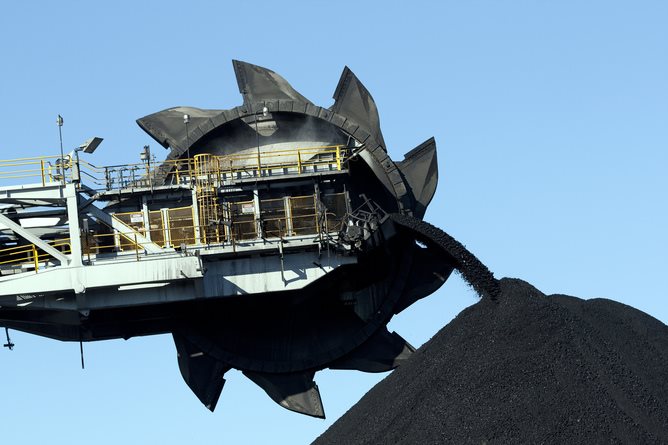 Australia risks becoming a ‘fossilised’ economy unless it takes action on climate change without delay.
