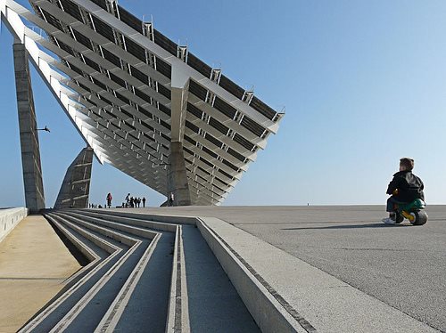 Rooftop solar power .. major investments being encouraged in the US