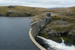 The current Onslow Dam and reservoir