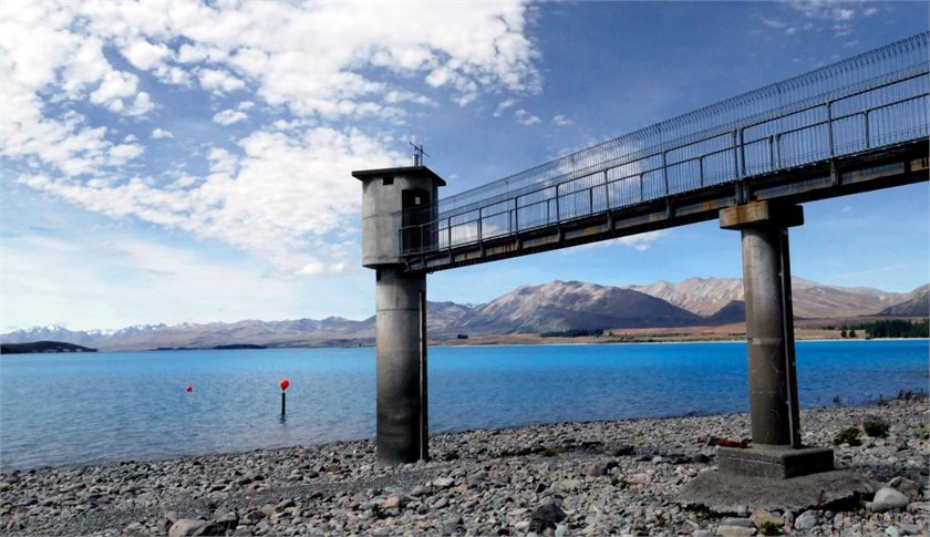 Meridian Energy water level guage at Lake Tekapo