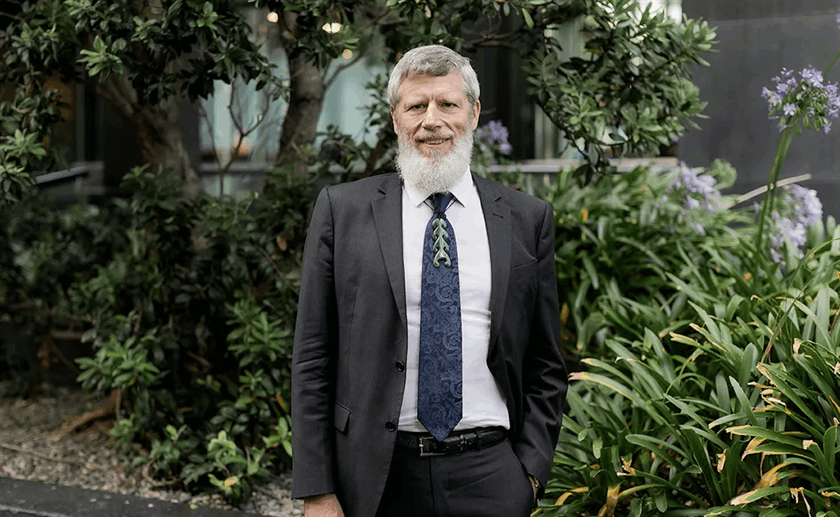 Former Climate Commission Chair Dr Rod Carr