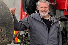 Dr Rod Carr working in his previous role as Climate Change Commission chair
