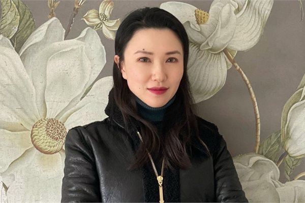 Senior Research Fellow Mingyue Selena Sheng