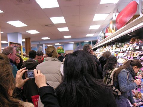 A Trader Joes store opens in New York .. LOHAs approach boosts market share
