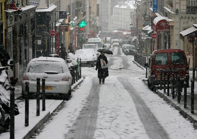 Winters may get milder in cities such as Paris, but respiratory diseases are a greater danger than cold.